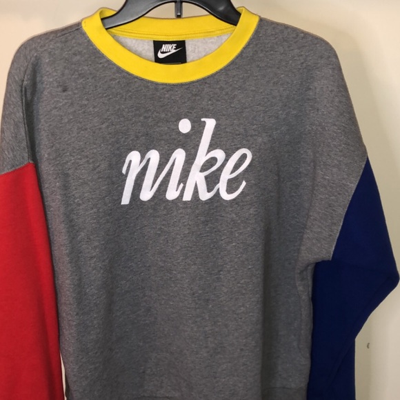 Nike Sweatshirt - Picture 1 of 2
